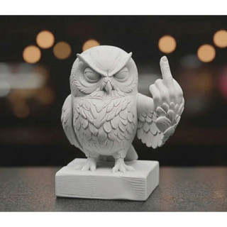 🦉 MINIATURA CORUJA REVOLTADA • ESTATUETA DECORATIVA • 13CM • DESIGN EXPRESSIVO • COLECIONÁVEL