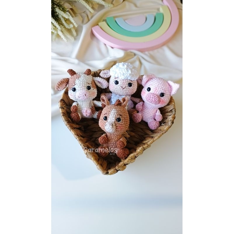 Amigurumis fazendinha/ porquinho amigurumi/ cavalo amigurumi