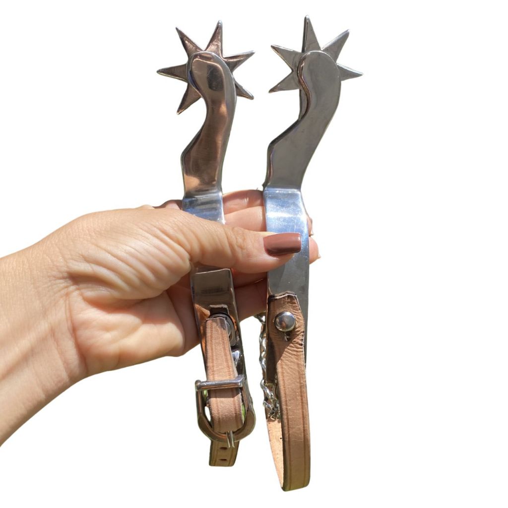 Espora profissional de doma 7 dentes chapa larga 100% inox + correia em couro