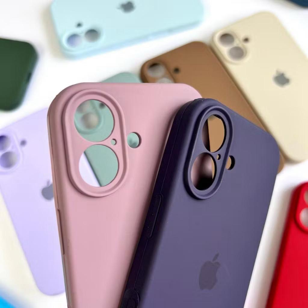 Capinha Silicone Aveludada iPhone 16 16e Pro Max Plus Proteção Premium - Câmera Fechada