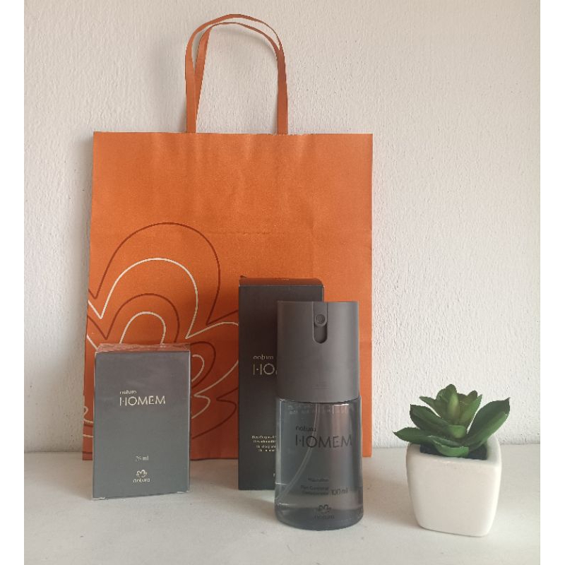Kit Natura Homem Colônia miniatura 25ml + Deo Corporal em spray 100ml  ( Acompanha Sacola )