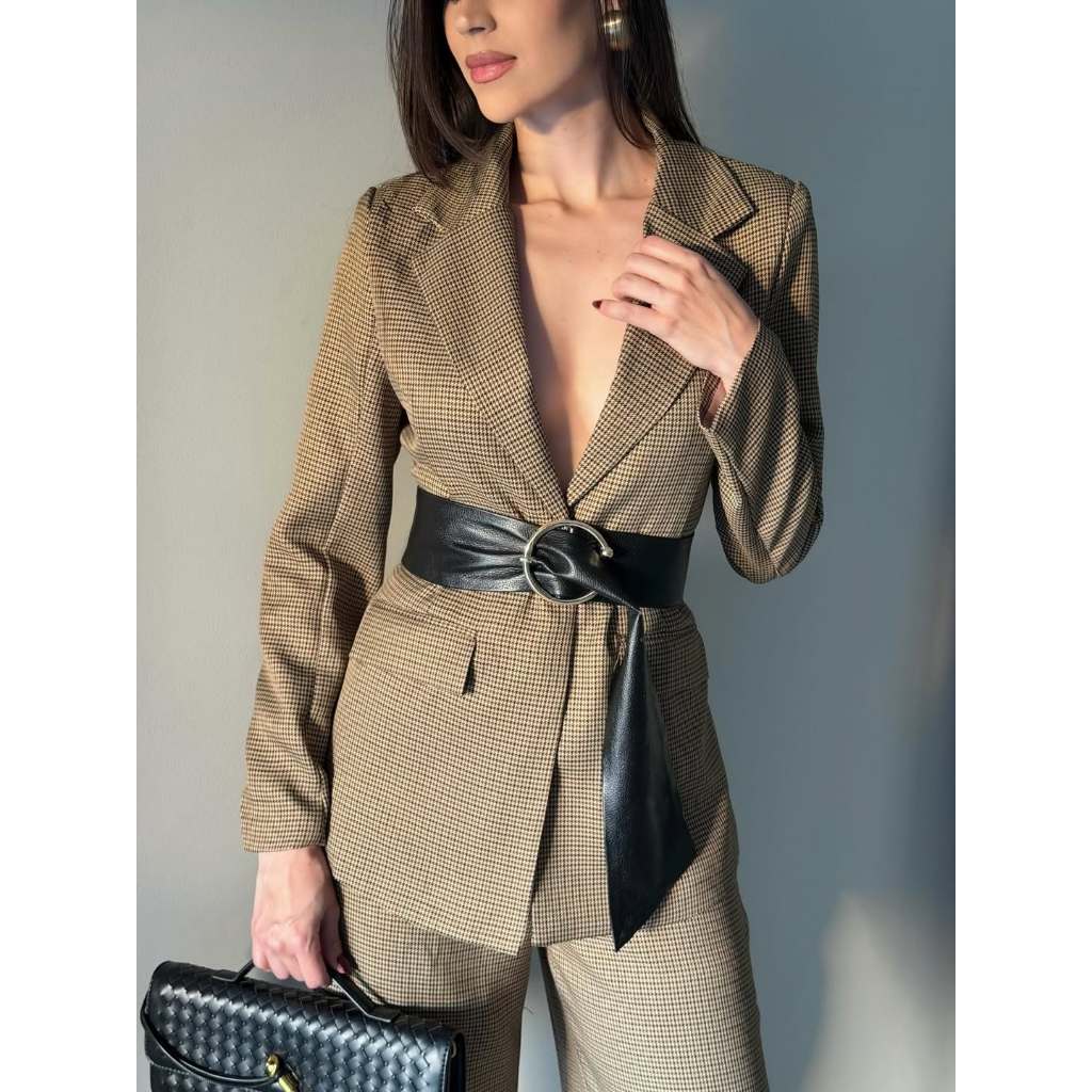 conjunto Blazer Estruturado Forrado + Calça Pantalona – Acabamento Sofisticado