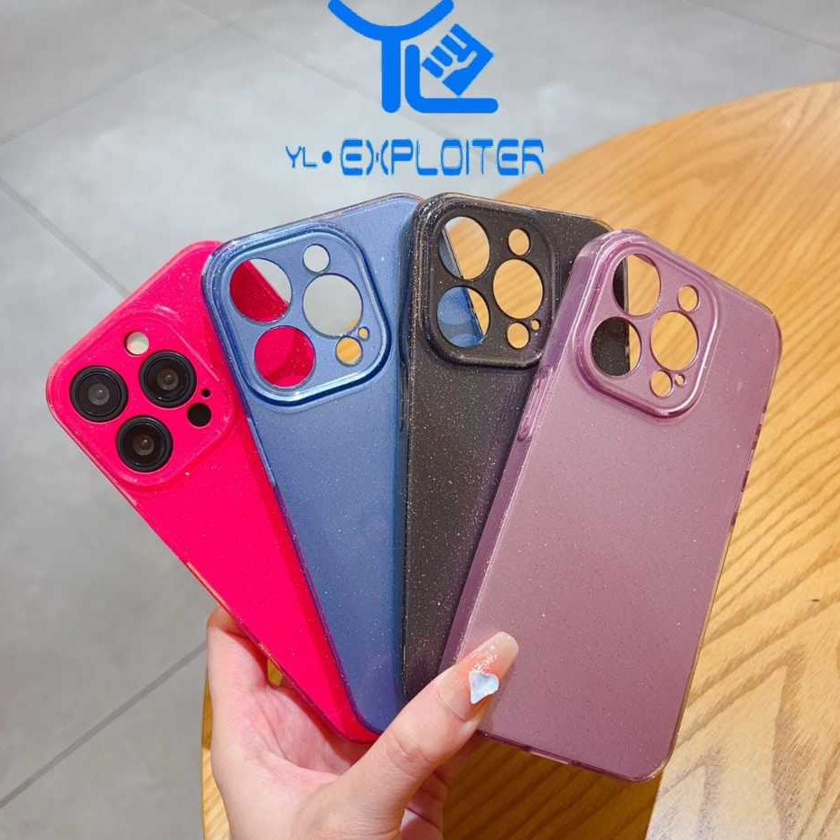 Capa com Brilho e Proteção na Câmera Aveludada para iPhone 12 13 13 PRO MAX 14 14 PRO MAX 15 15 PRO 15 PRO MAX (XGD)