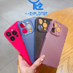 Capa com Brilho e Proteção na Câmera Aveludada para iPhone 12 13 13 PRO MAX 14 14 PRO MAX 15 15 PRO 15 PRO MAX (XGD)