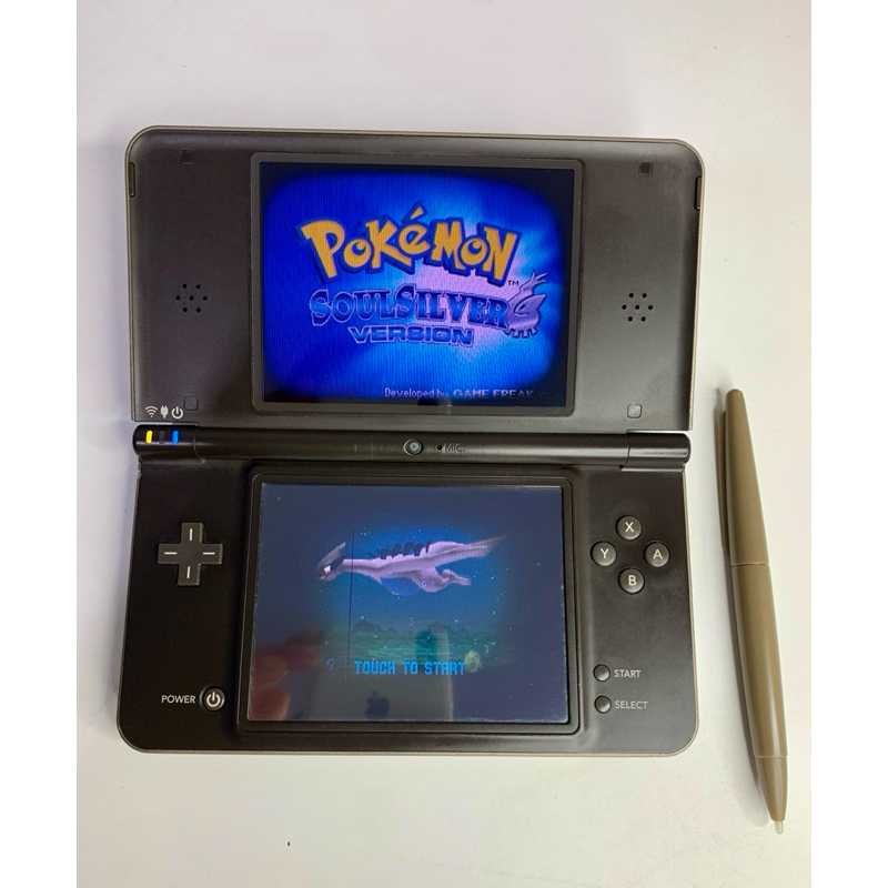 Nintendo DSi XL  + 30 jogos