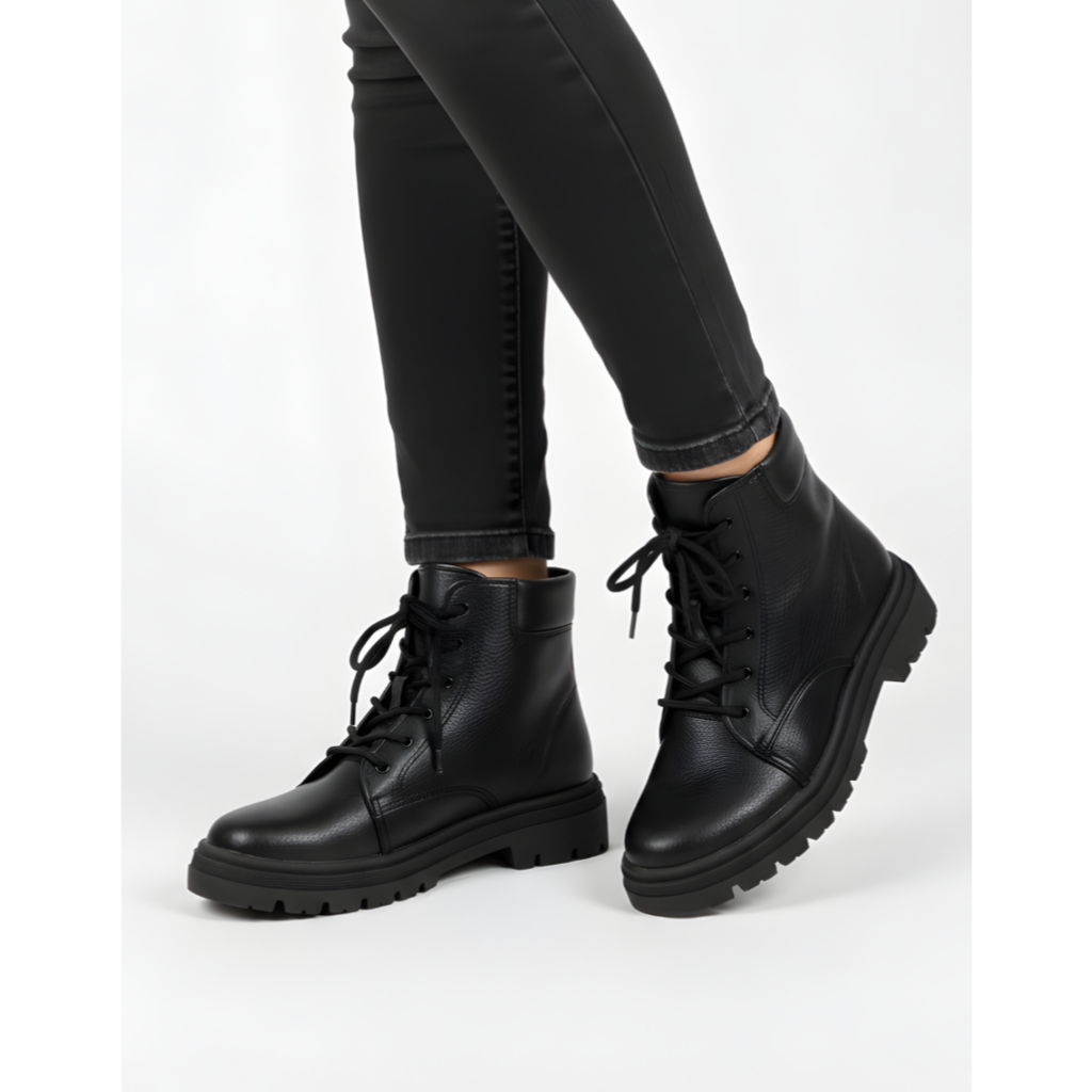 Bota Coturno Feminina Moleca Solado Tratorado Leve