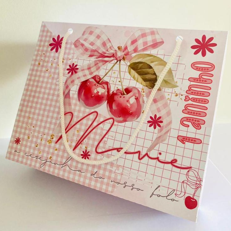 Kit 10 Sacolinhas Personalizadas Cerejinha Lembrancinha Festa Infantil Nome e Idade