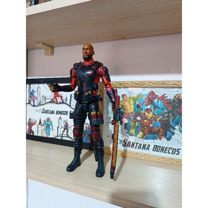 Boneco Pistoleiro  esquadrão suicida 30cm original marca Hasbro