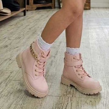 Bota Coturno Juvenil Estiloso Menina Cano Baixo Corrente Spike Outono Inverno Solami Fashion Moderno