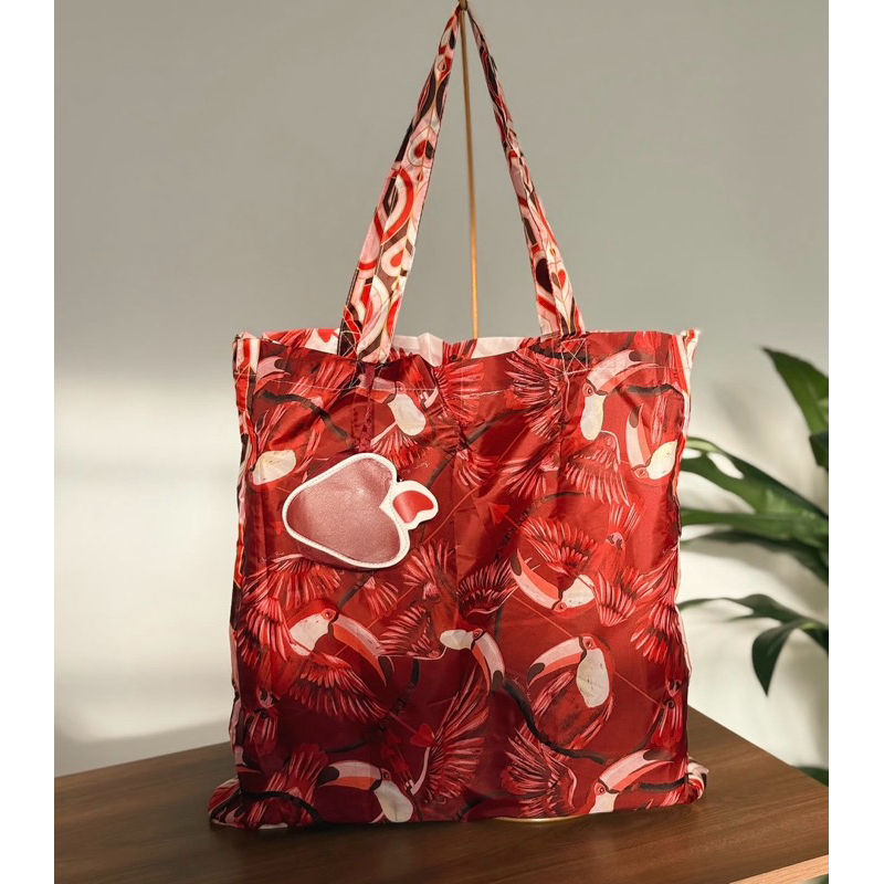 Bolsa Com 2 Alça + Chaveiro Porta Moeda Caju Vermelho Farm Rio 1 Unidade Tactel 41cm x 7cm x 21cm
