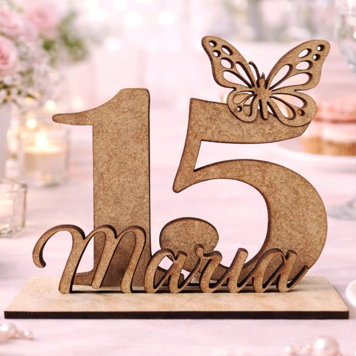 Kit de Lembrancinhas Aniversário Borboleta Personalizada com Nome e Idade em MDf Cru 3mm Centro de Mesa Topo de Bolo