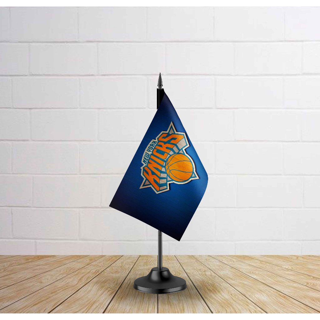 Mini Bandeirinha de Mesa New York Knicks NBA 20x12cm | Personalizada | Haste 28cm | Estampa em Sublimação