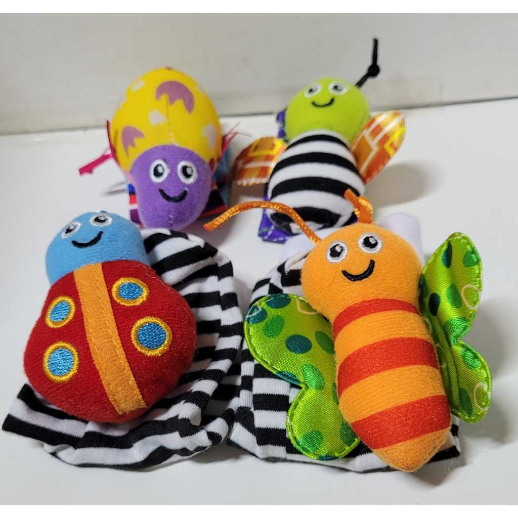 KIT 4 De Meias E Localizador De Pés Com Chocalho De Pulso Para Bebês Infinno , Brinquedos Perfeitos De 0 A 12 Meses