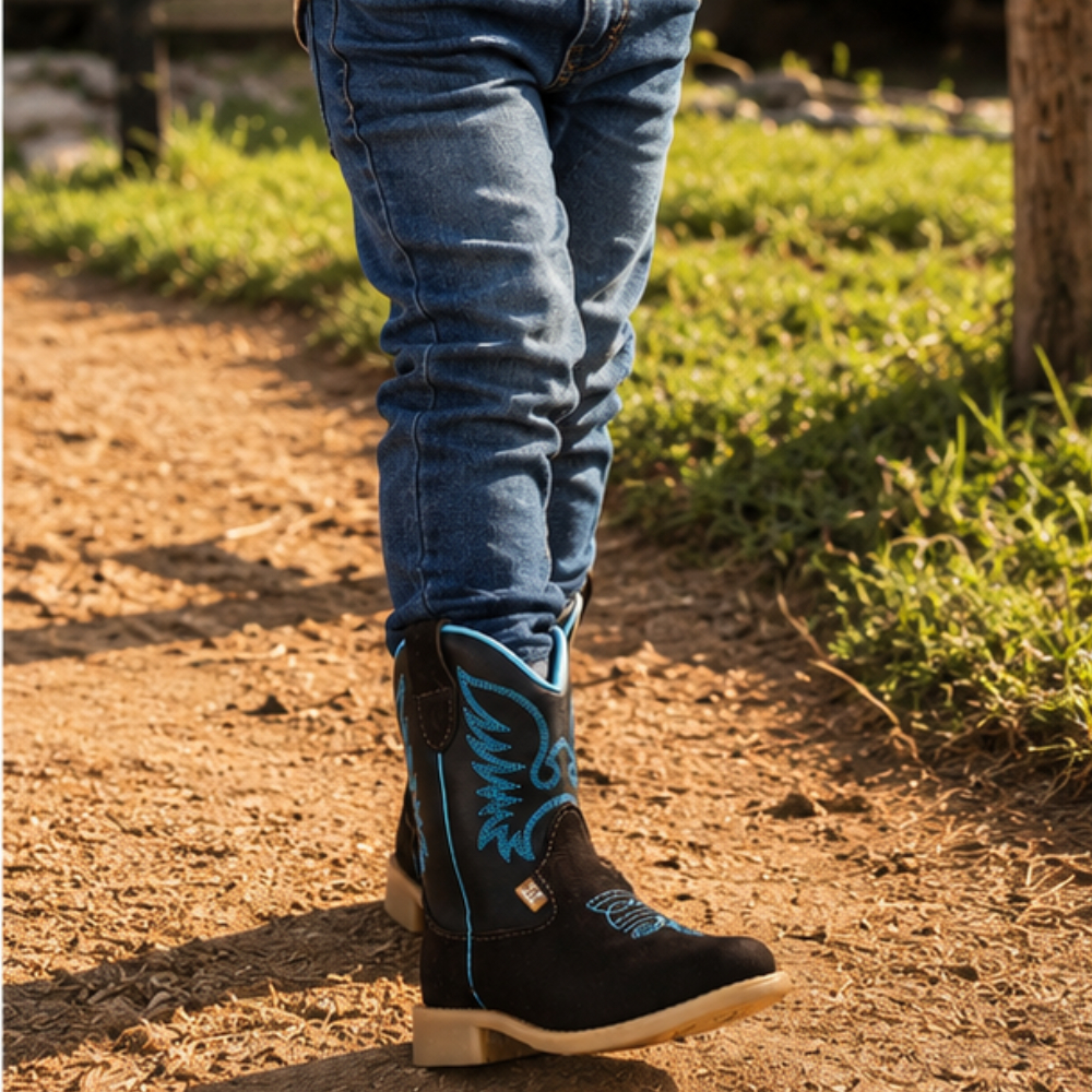 Botina Infantil Texana Masculina Bordada Menino Country Cano Médio Couro Confortável Ziper Lateral Rodeio Lançamento