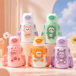 Garrafa Térmica Infantil 520ml com Canudo, Aço Inoxidável, Tampa Flip, Alça de Ombro, Antivazamento para Crianças