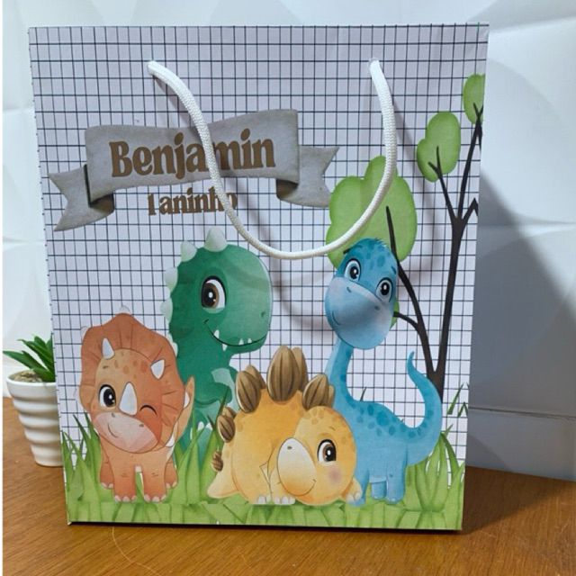 Sacolinha G Personalizada Dino Baby Lembrancinha de Aniversário Festa Infantil/ Dinossauro Baby