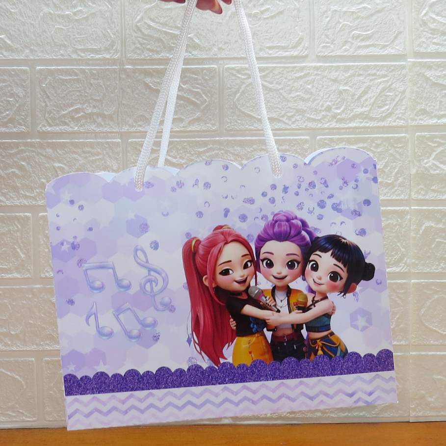 Sacolinha Personalizada Guerreiras do K-pop / Lembrancinha Festa Infantil
