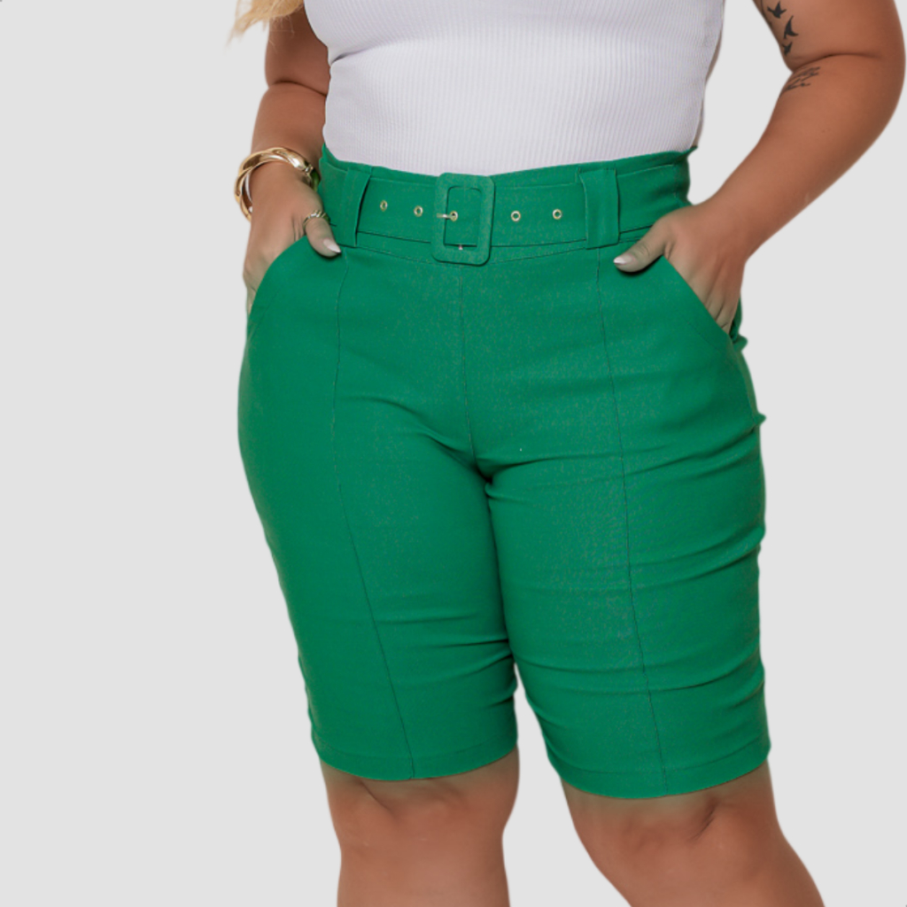 Bermuda Feminina Plus Size Social Com Bolsos e Cinto Tecido Modelador Levanta Bumbum Super Luxuoso