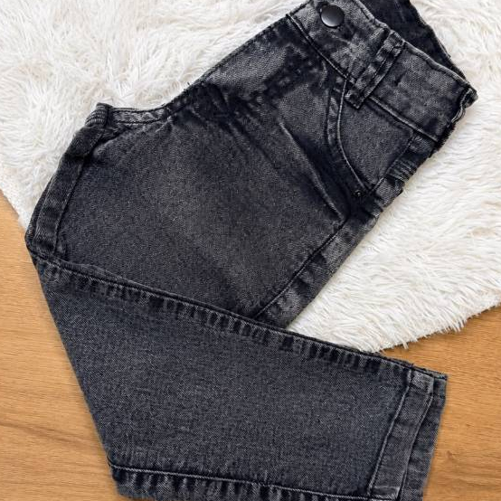 CALÇA JEANS INFANTIL MASCULINA MENINO PRETA ESTONADA SKINNY COM REGULADOR DO 02 AO 10 CONFORTO E ESTILO PARA O DIA A DIA