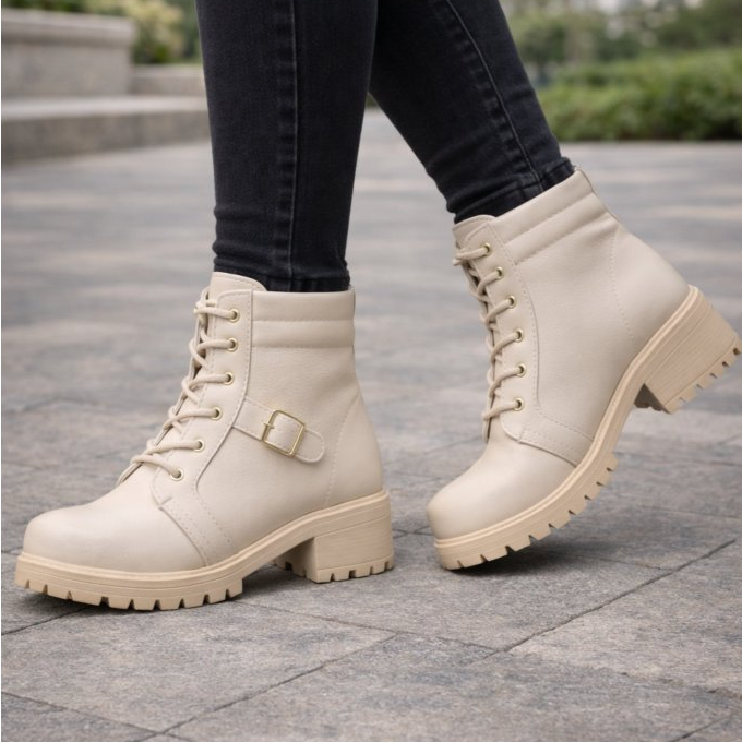 Coturno Feminino Cano Curto Tratorado Bota Feminina Salto Baixo Blogueira Confortável Tendência