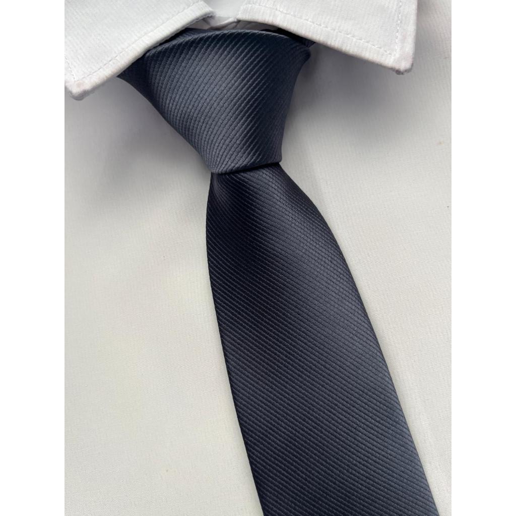 Gravata Semi Slim Cinza Chumbo em Oferta na Shopee