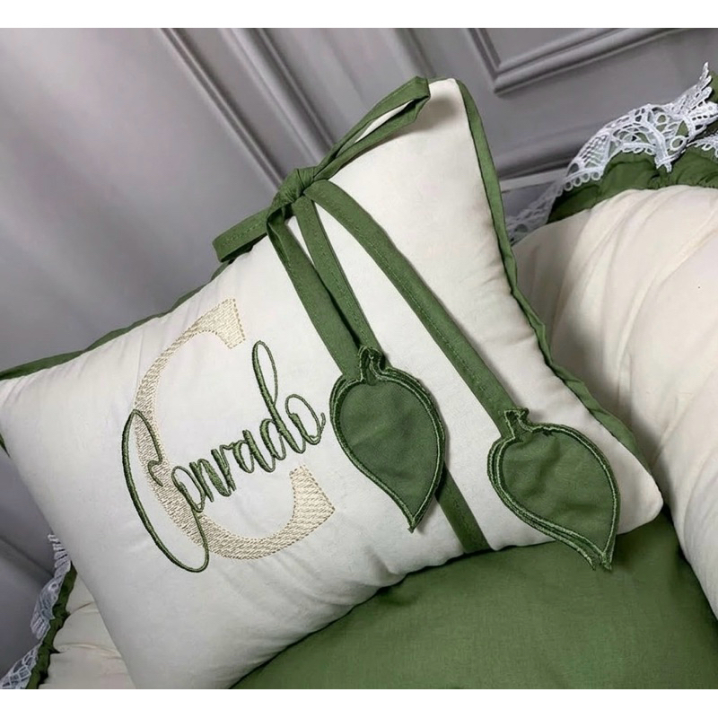 almofada decorativa enxoval  maternidade personalizadas com nome 26x36cm