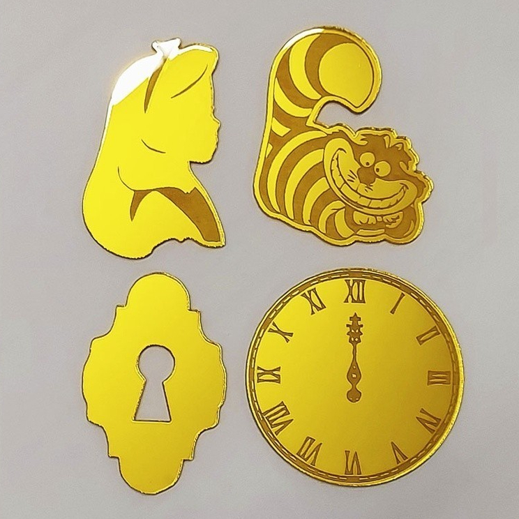 Kit 10-20 ou 30 Aplique Alice no pais das maravilhas acrilico dourado FAST-24HR