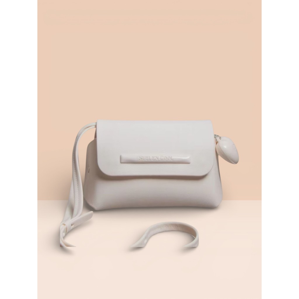Bolsinha Feminina Pequena Suellen com Coração – Clutch, Necessaire Porta Maquiagem