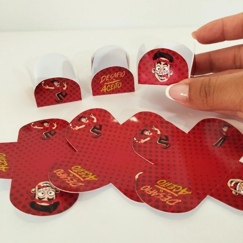 FORMINHAS DE DOCE ENALDINHO PERSONALIZADA NO TEMA/LEMBRANCINHA DE FESTA/ANIVERSÁRIO/FESTA INFANTIL