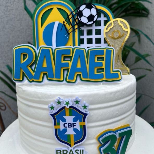 Topo de Bolo Futebol Brasil Personalizado com Nome e Idade – Tema Seleção Brasileira ENVIO IMEDIATO