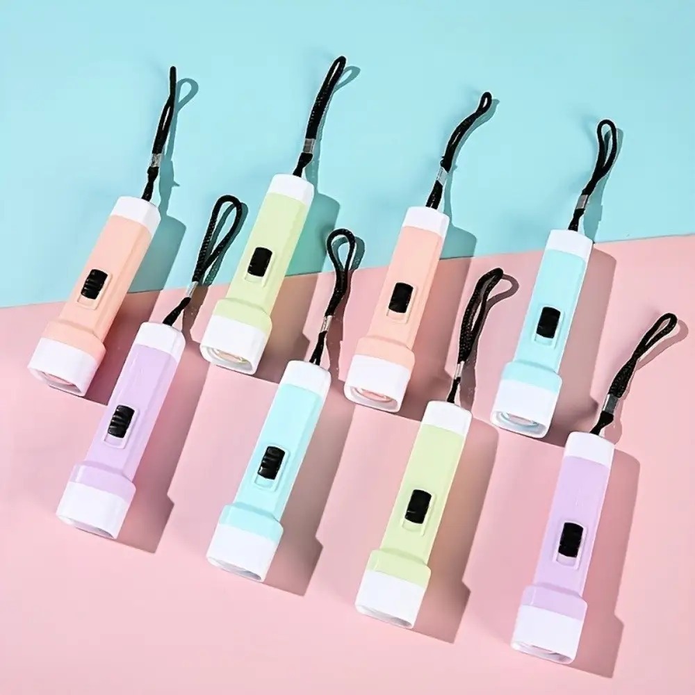 5 Kit Mini Lanterna Led Tática Portátil Para Uso Ao Ar Livre Trilha Camping Lazer, Lampiao De Pilha