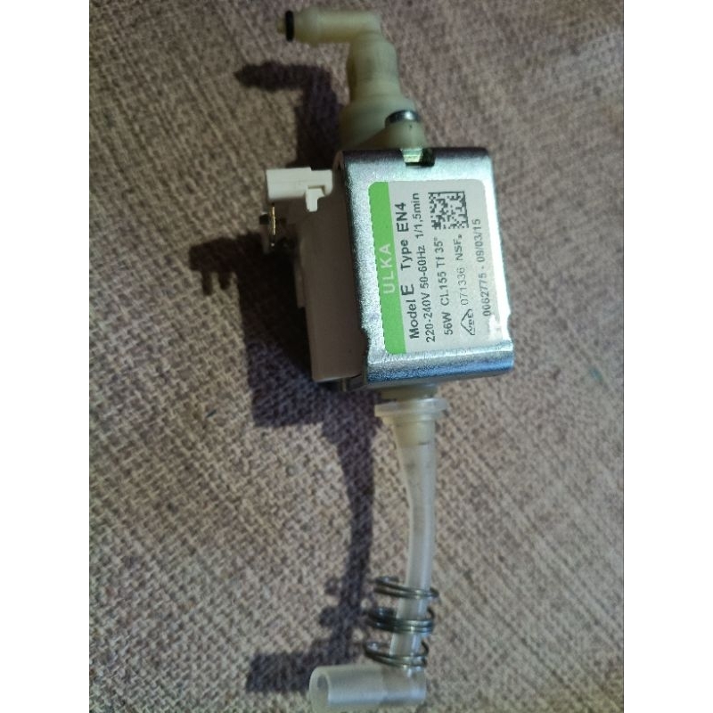 Bomba d'água 220V Cafeteira Nespresso U C50