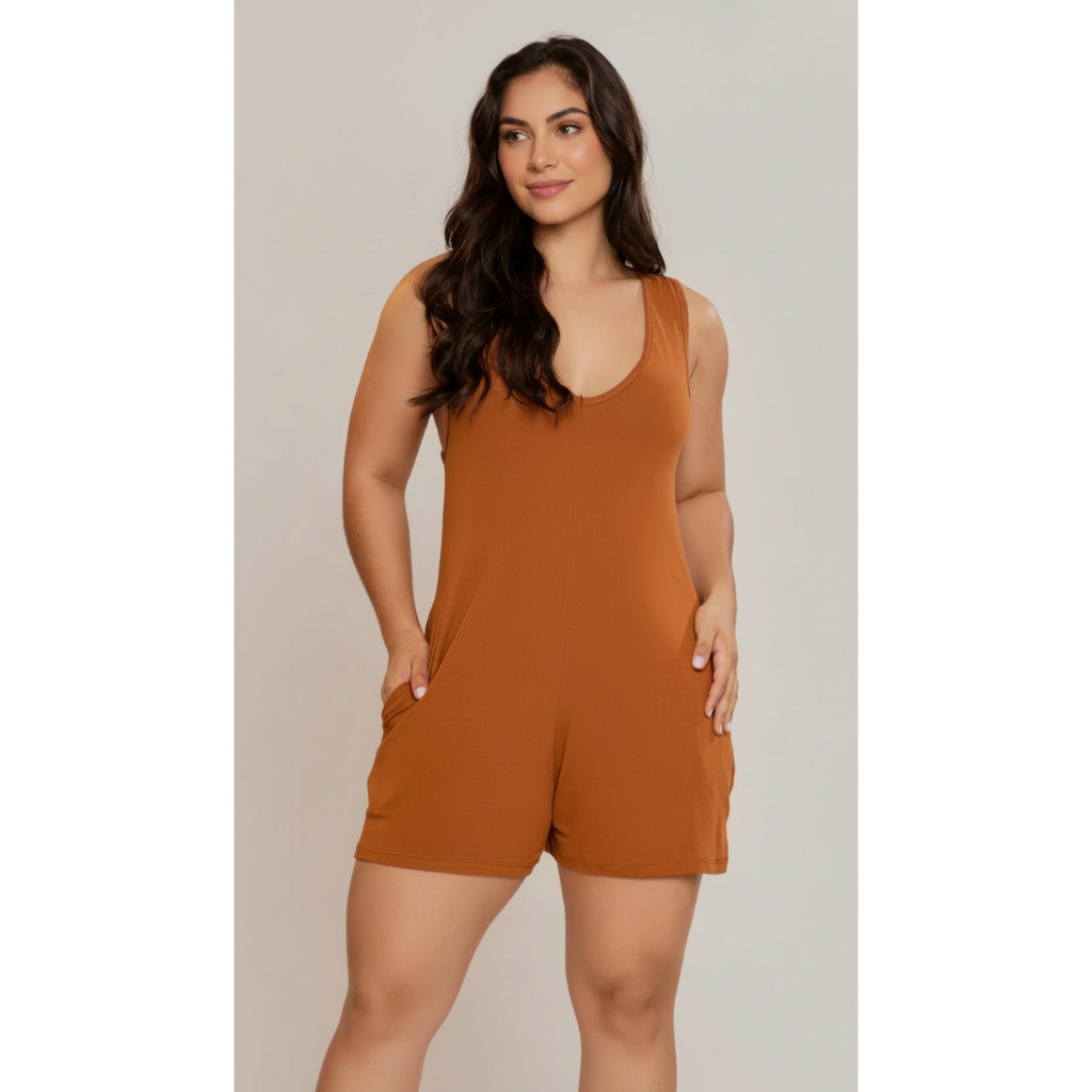Macaquinho Feminino Curto Viscolycra Decote V Soltinho Macacão com Bolso Casual Verão Moda Blogueira