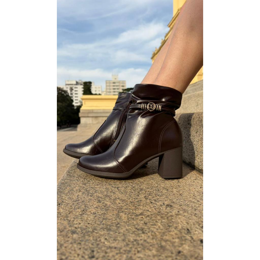 Bota Feminina Cano Médio Salto Grosso Dakota Original · foto 2