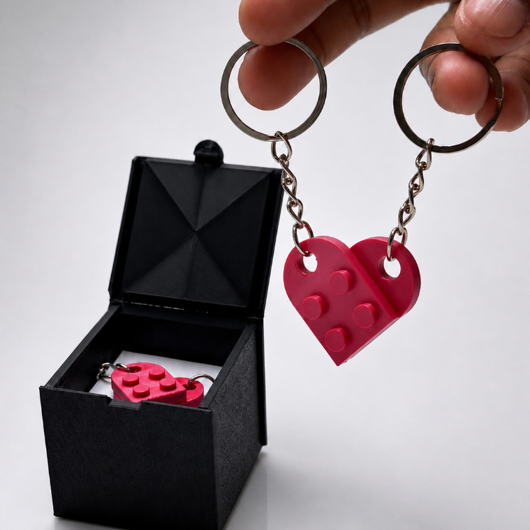 Par Chaveiro Coração Tipo Lego + BRINDE Caixinha Presente Casal Namorados e Amizade Fofo Super Fofo!