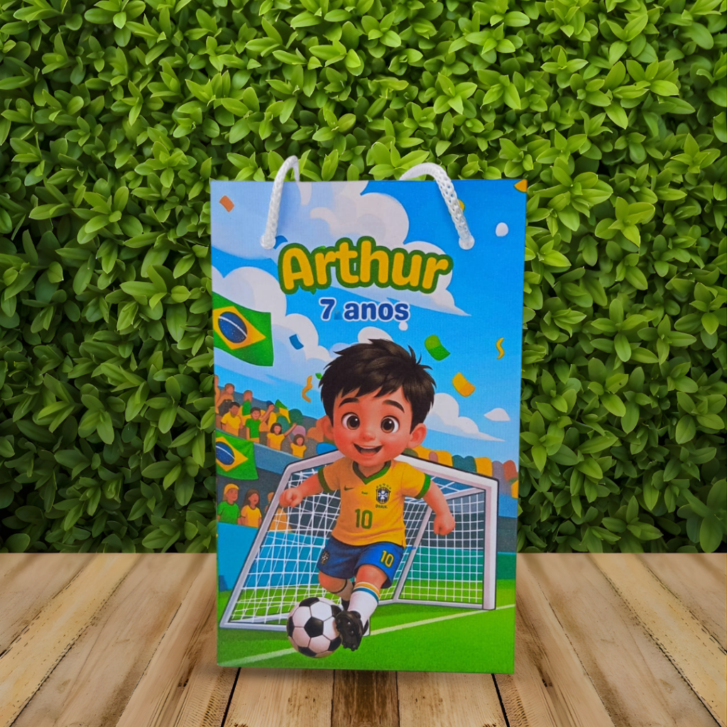 Sacolinha Surpresa Personalizada FUTEBOL COPA DO MUNDO BRASIL MENINO - Lembrancinha para Festa (PEGUE E MONTE)