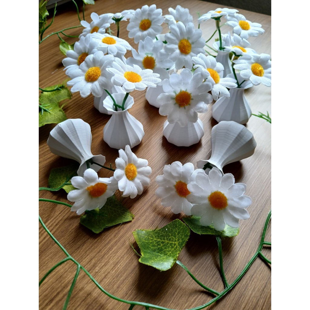 kit 10 unidades de mini vasinho com flor margarida artificial, para mimo ou lembrancinha