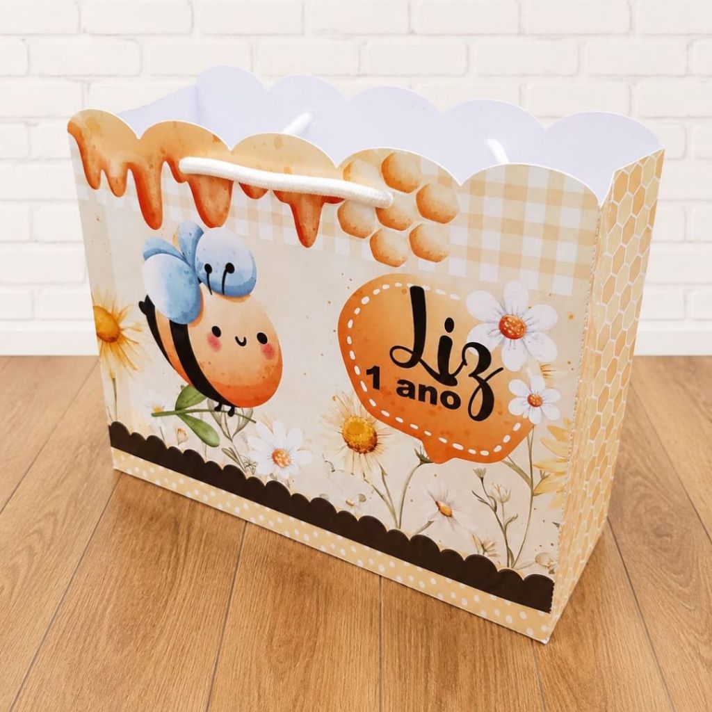 Sacolinha Personalizada Abelhinha, Lembrancinha Festa Infantil, Papel fotográfico 180g