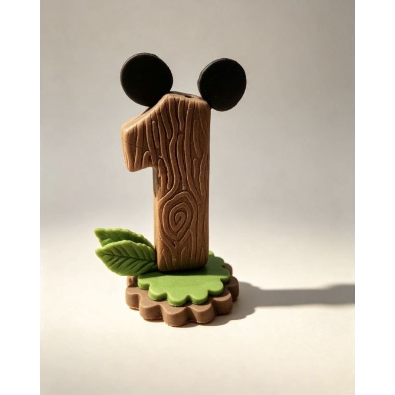 Vela de Aniversário Topo de Bolo em Biscuit Mickey safari simples