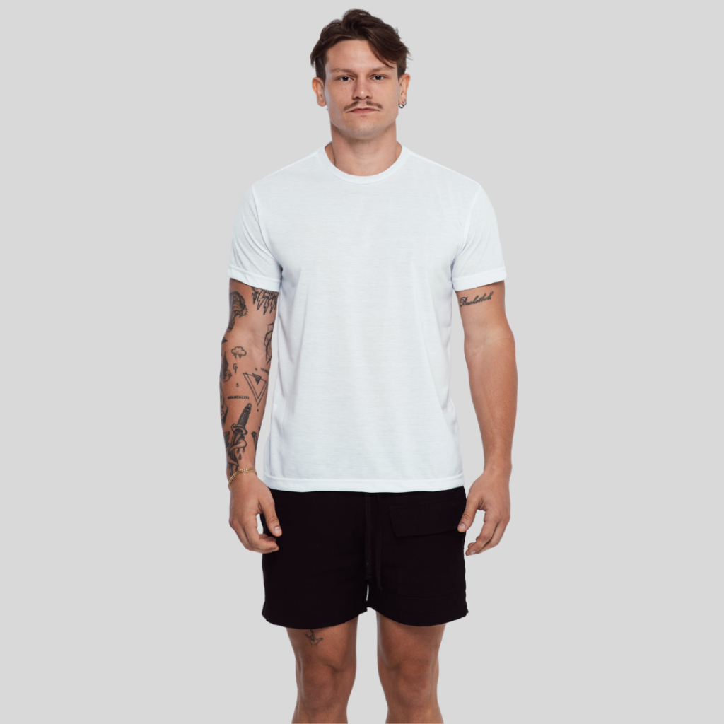 Camiseta Premium Básica Branca Malha Fria 100% Poliéster Sublimação E Personalização Alta Qualidade.