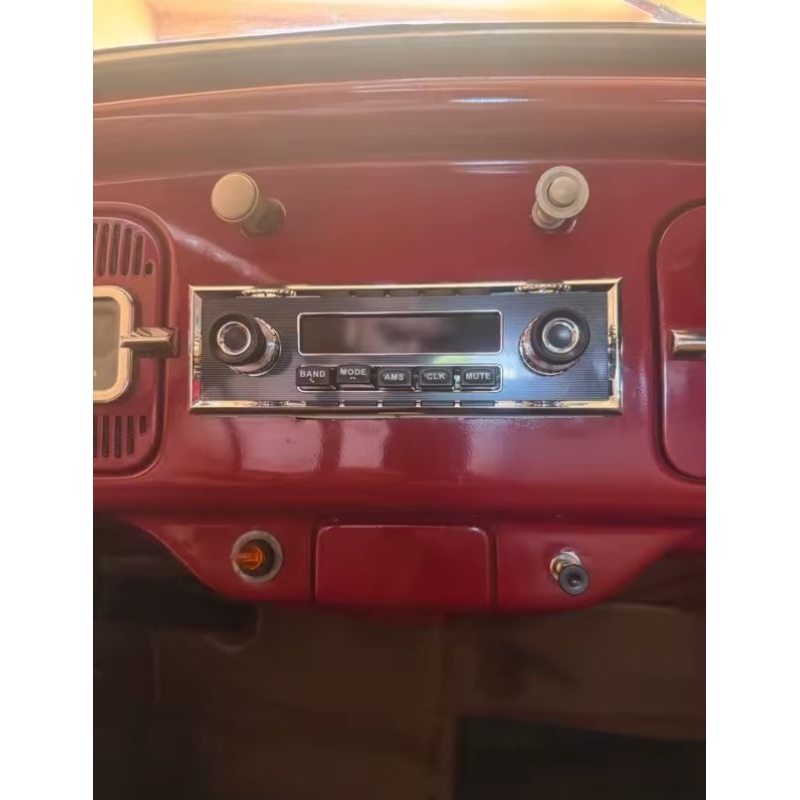 Rádio Automotivo Retrô anos 60 70 Fusca Kombi Brasília Opala Chevete Corcel Maverick Passat - Padrão 1Din