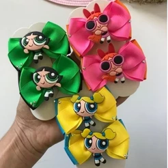 Par Laço cabelo Infantil na presilha Meninas Superpoderosas – Lindinha, Florzinha ou Docinho