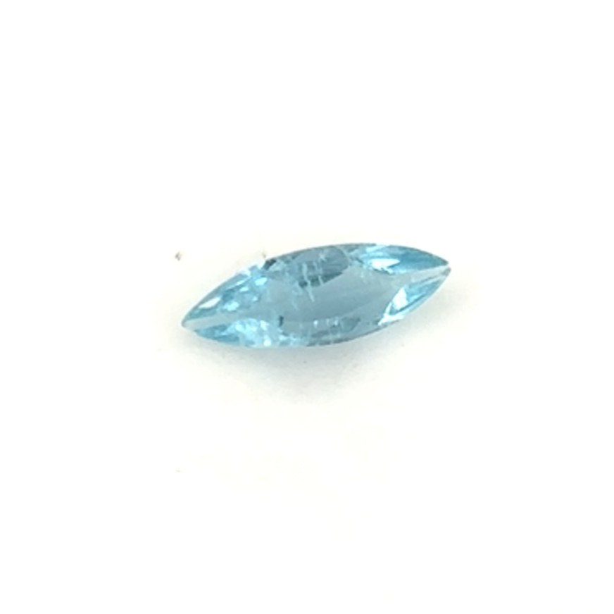 HLH30 - Agua Marinha - Navete - T. 6x2x1.5mm