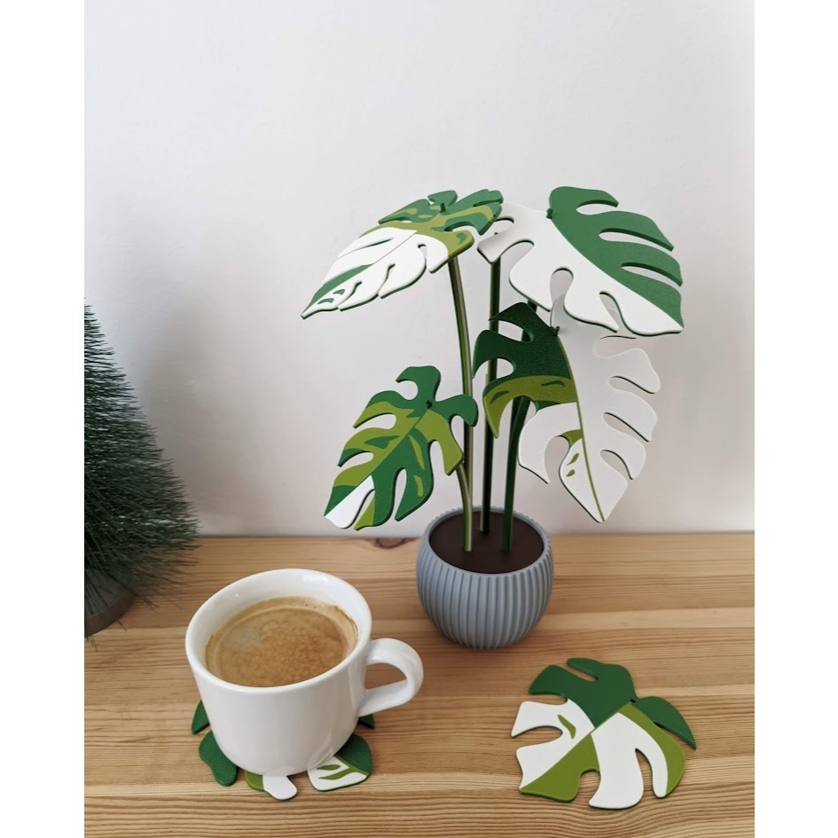 Kit Decorativo Monstera – Planta + Porta-Copos (Impressão 3D)