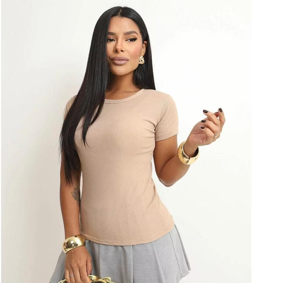 Blusa Baby Look Feminina Básica Manga Curta Básica no Ribana Casual Moda Tendência.