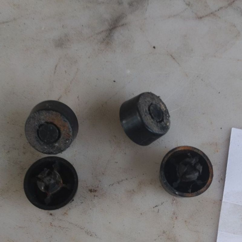 4 pés microondas Electrolux Prosdócimo me800
