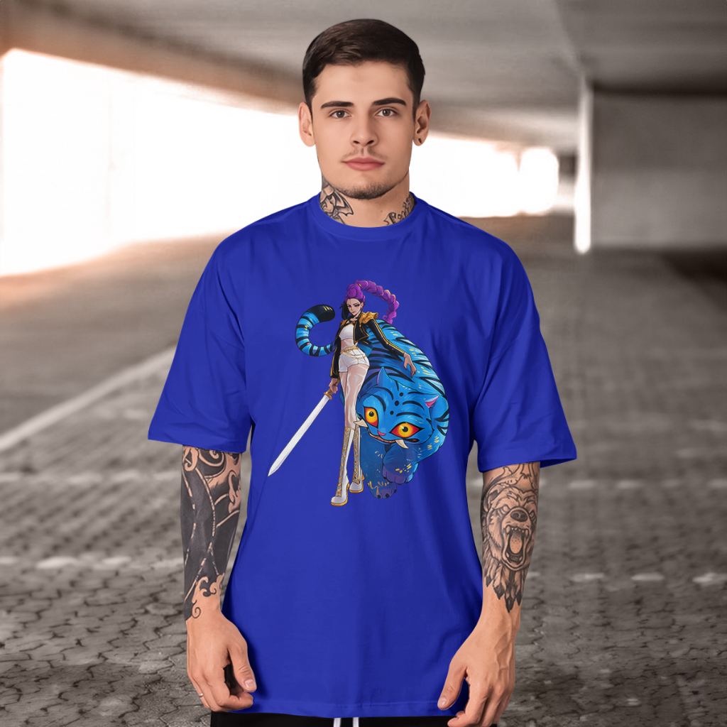 Camiseta Caçadora e seu gato demônio Minimalista – Simples e Elegante 100% algodão