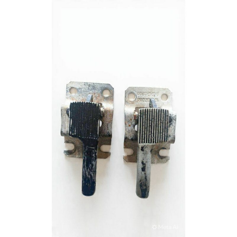 Par Maçaneta Interna LD/LE VW Fusca Variant TL Brasília Universal 1978 a 1996 Sem Moldura