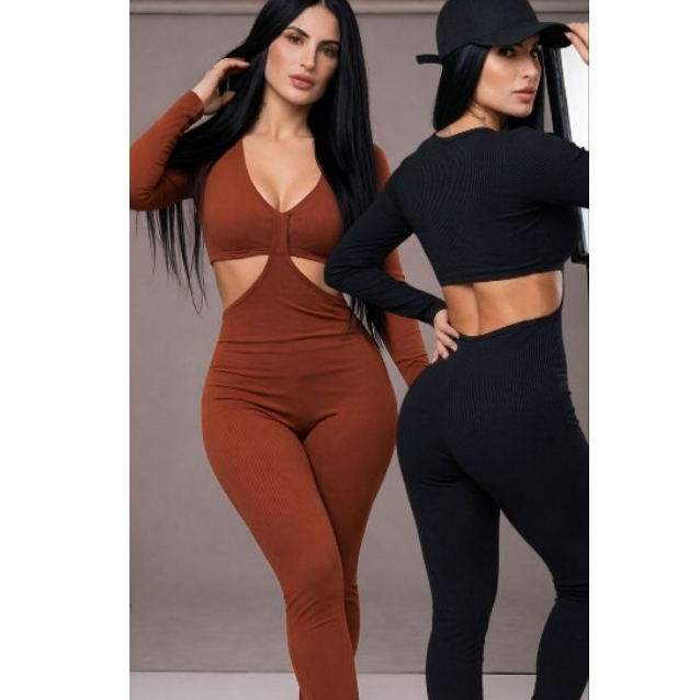Macacão Feminino Canelado Cut-Out com Bojo Manga Longa e Decote em V | Justo Elegante Festa Casual