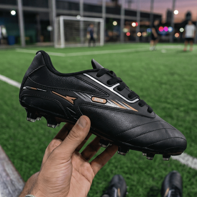 Chuteira em Couro Legitimo Futebol Campo Trava - Resistente Costurada - Original R422-03